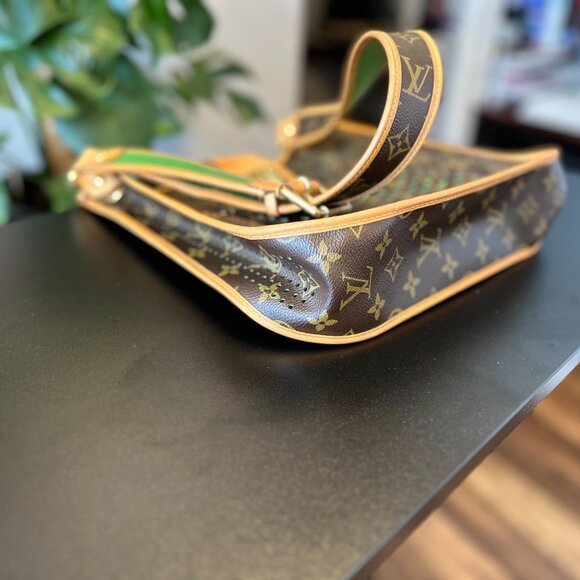 Louis Vuitton Green Perforated Musette Shoulder Bag - Picture 13 of 16